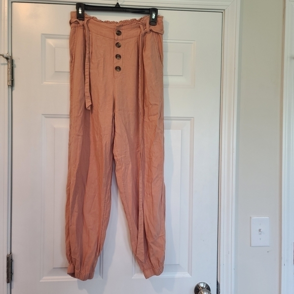 American Eagle Paper bag waist trousers - Picture 1 of 6